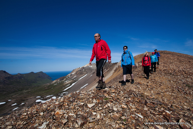 Gengi&eth; &aacute; V&iacute;knasl&oacute;&eth;um
