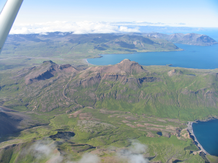 Br&uacute;nav&iacute;k vi&eth; Borgarfj&ouml;r&eth; eysti
