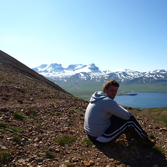 Á leið heim úr Brúnavík. Dyrfjöll og Borgarfjörður blas við