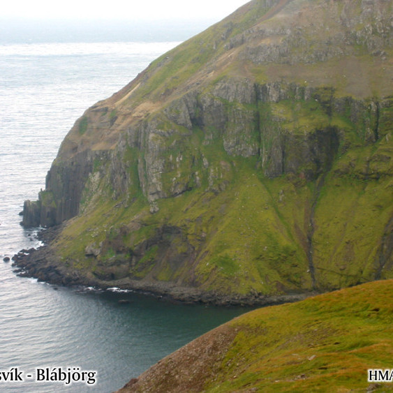 herjolfsvik-blabjorg_copy