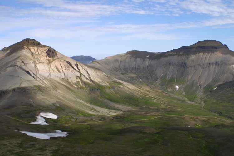 Hvítserkur og Leirfjall í Húsavík