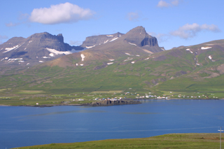 Borgarfjörður eystri og Dyrfjöll Borgarfjörður eystri