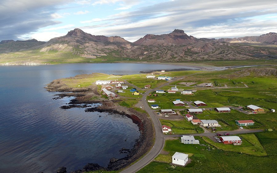 Laus störf við Grunnskólann