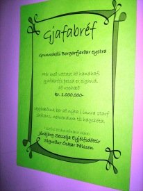 Höfðingleg gjöf til skólans