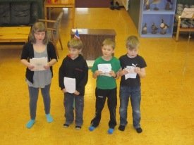 Krakkarnir í 1. - 2. bekk lesa upp ljóðin sín