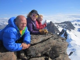 Á toppi Dyrfjalla í 1136 metra hæð fyrr í sumar