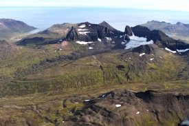 Stórurð og Dyrfjöll