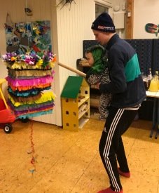 Kötturinn sleginn úr tunnunni