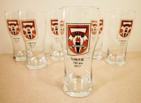 Varningur til styrktar 100 ára afmælis U.M.F.B.