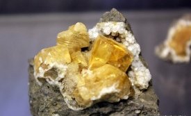 Sykurbergsmoli sem er hægt að skoða í steinasafninu