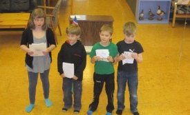 Krakkarnir í 1. - 2. bekk lesa upp ljóðin sín