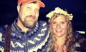 John Grant ásamt æstum aðdáanda á Bræðslunni