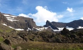 Stórurð við Dyrfjöllin bakdyramegin